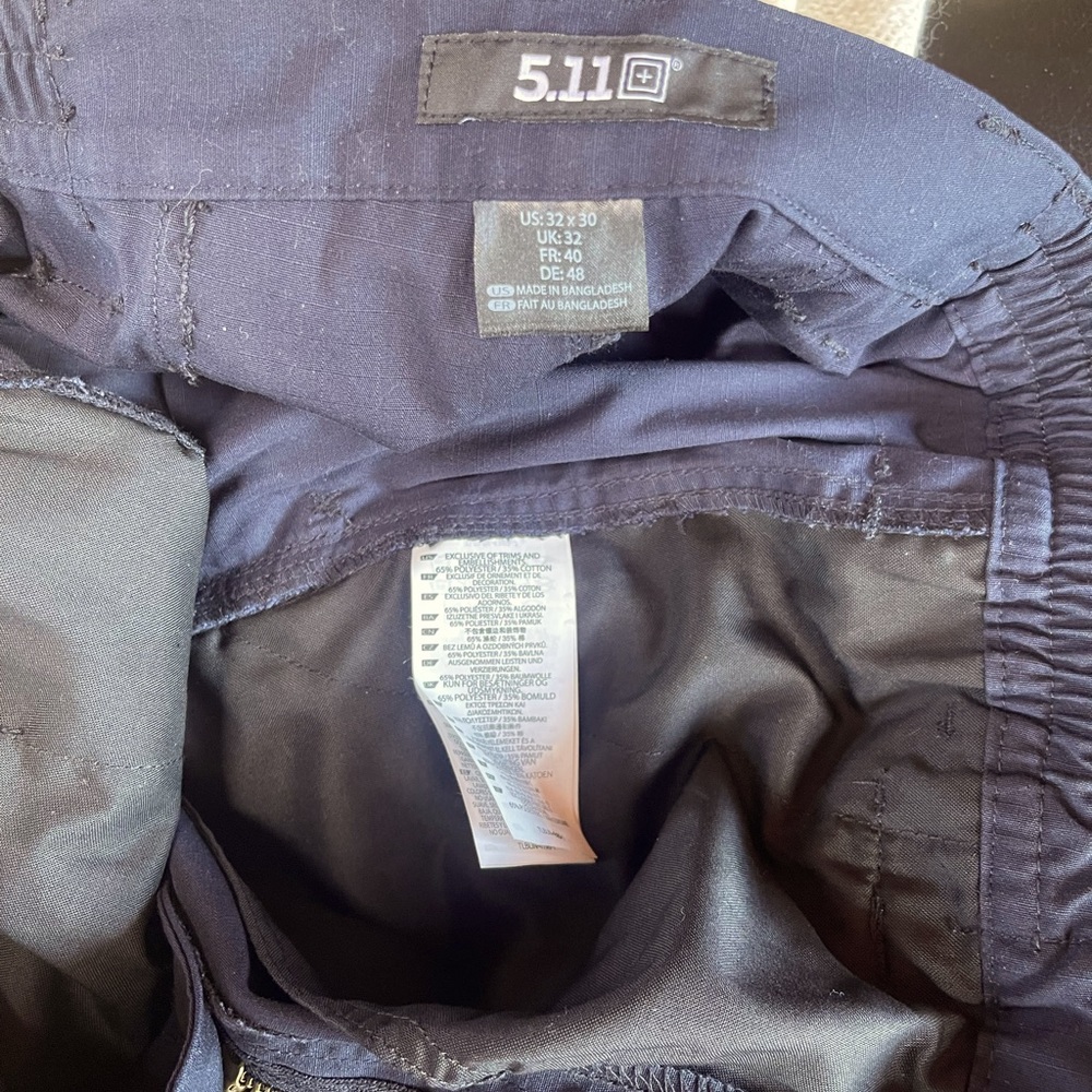 NWOT 5.11 Tactical in dark navy - Picture 5 of 6